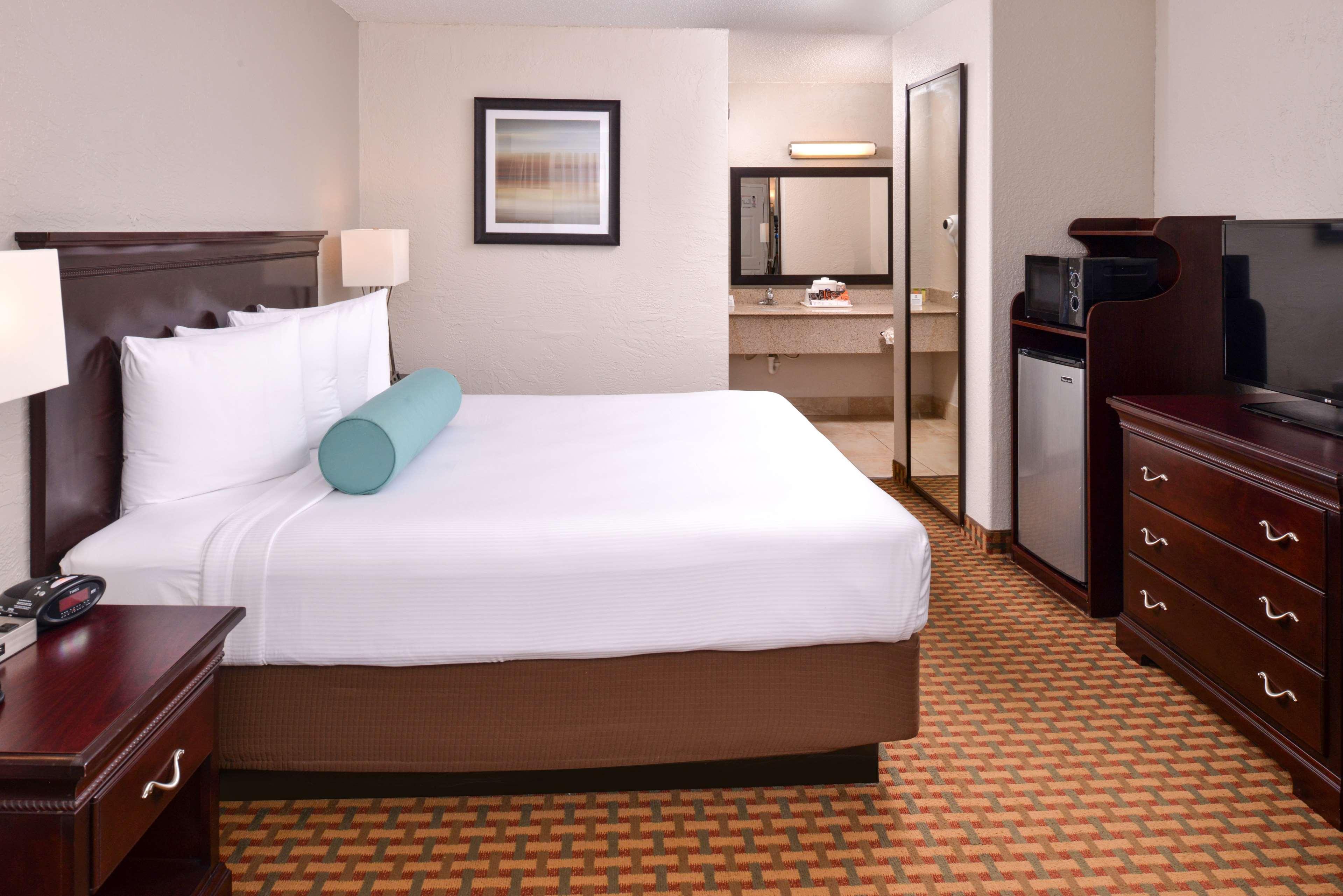 Mai Hana Hotel- Intl Drive, Trademark Collection By Wyndham Williamsburg Exterior photo