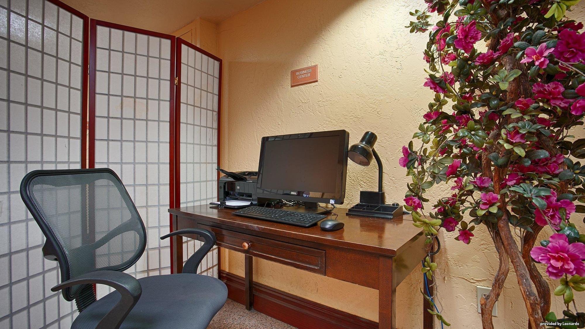 Mai Hana Hotel- Intl Drive, Trademark Collection By Wyndham Williamsburg Exterior photo