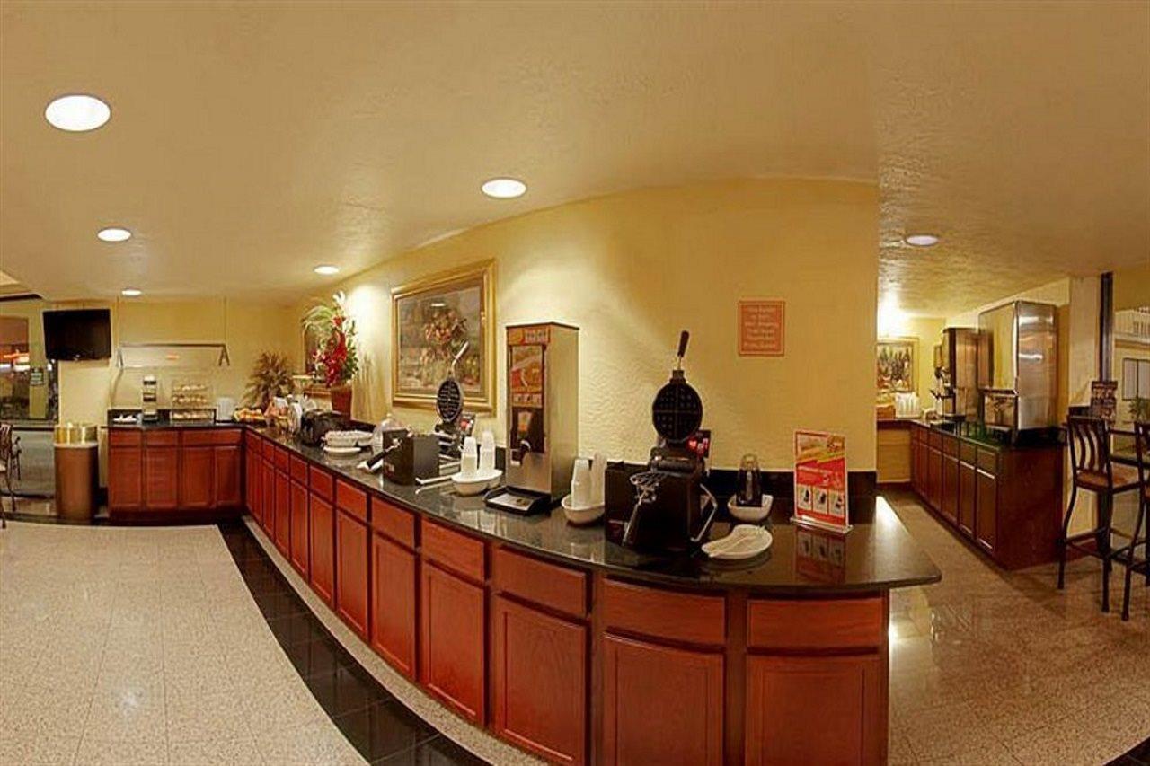 Mai Hana Hotel- Intl Drive, Trademark Collection By Wyndham Williamsburg Exterior photo